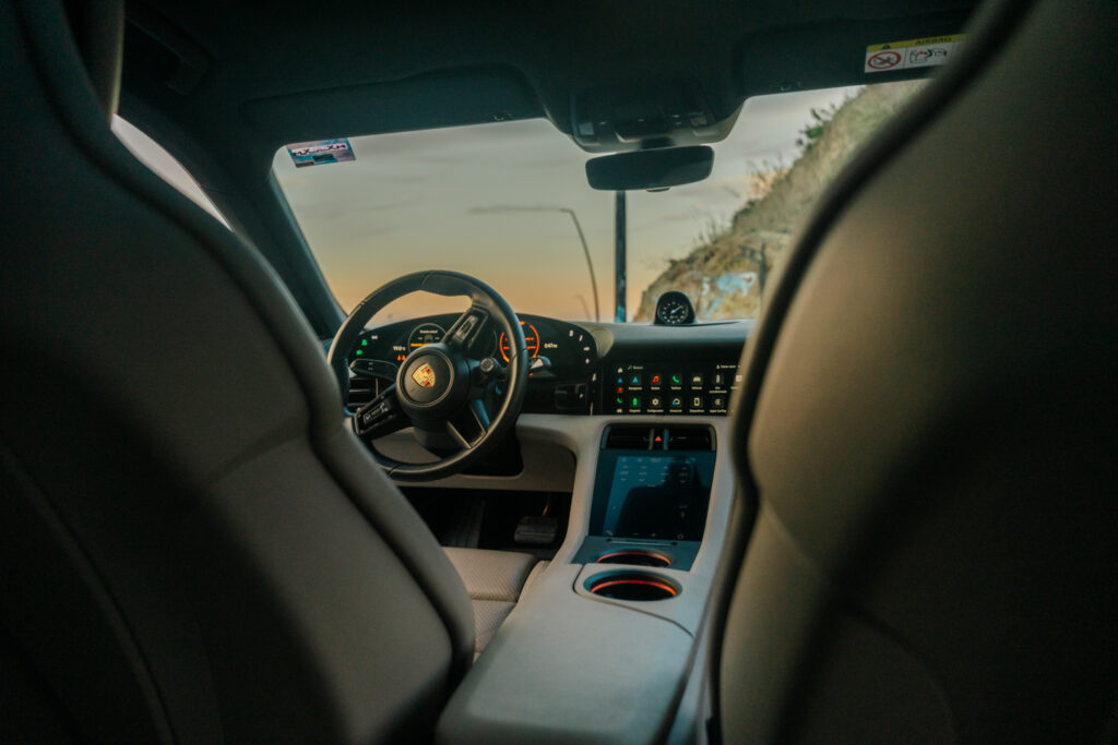 Porsche Taycan 2024 — foto 4