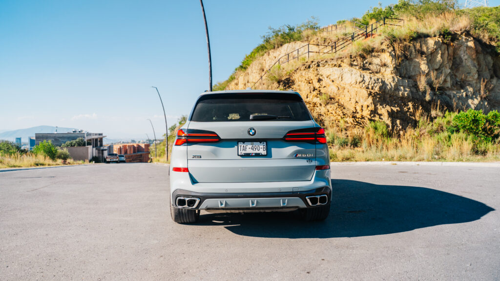 BMW X5 2024 — foto 4