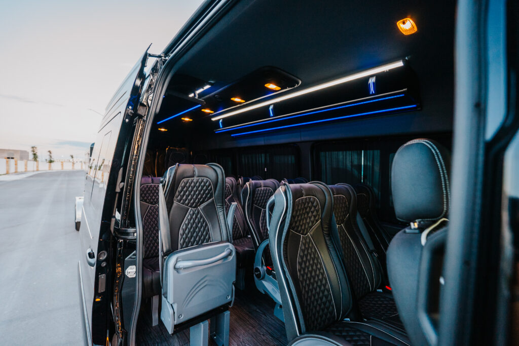 Mercedes-Benz Sprinter 20 Pasajeros — foto 3